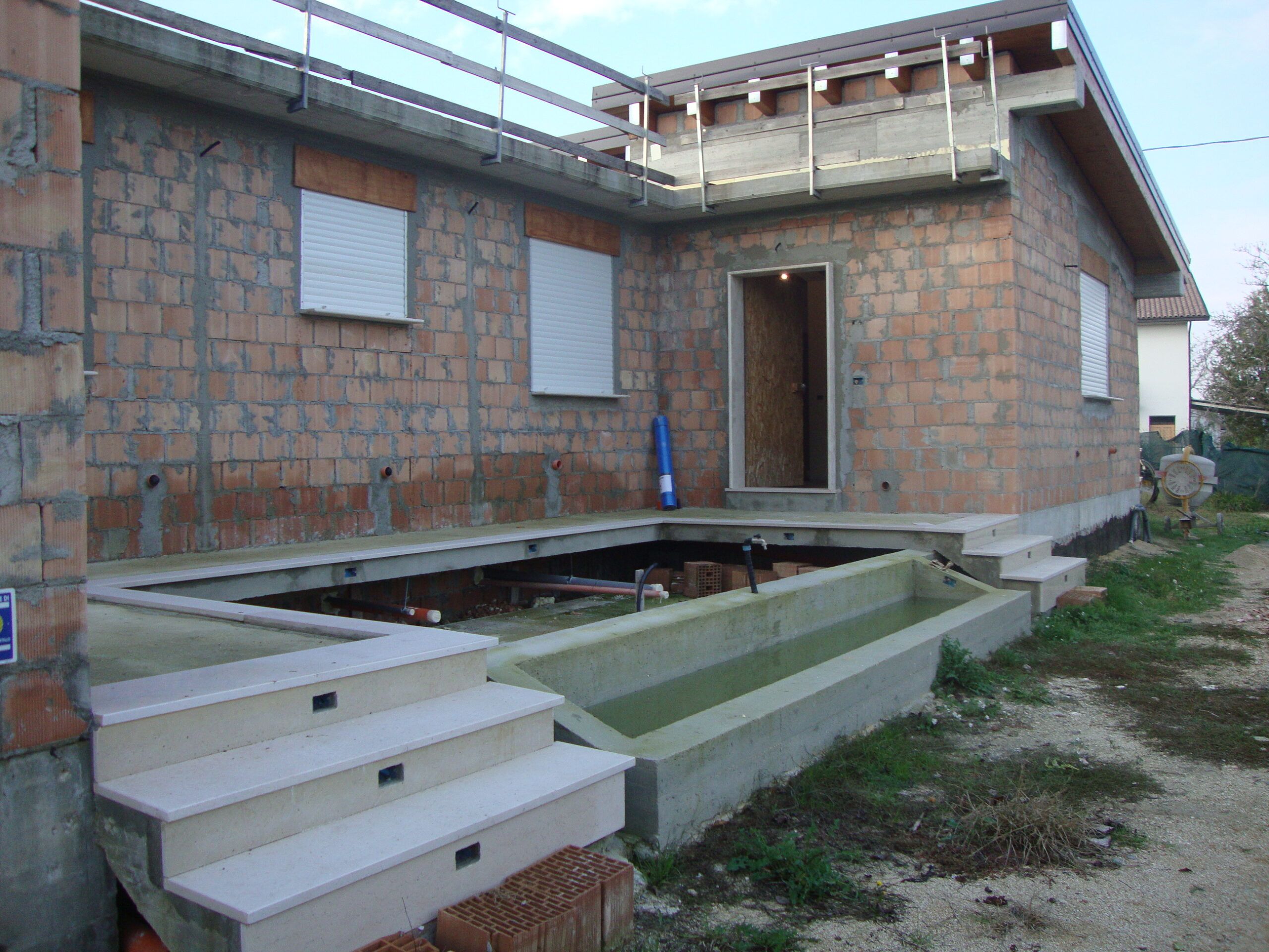 PROGETTAZIONE E DIREZIONE LAVORI FABBRICATO AD USO CIVILE IN MURATURA PORTANTE